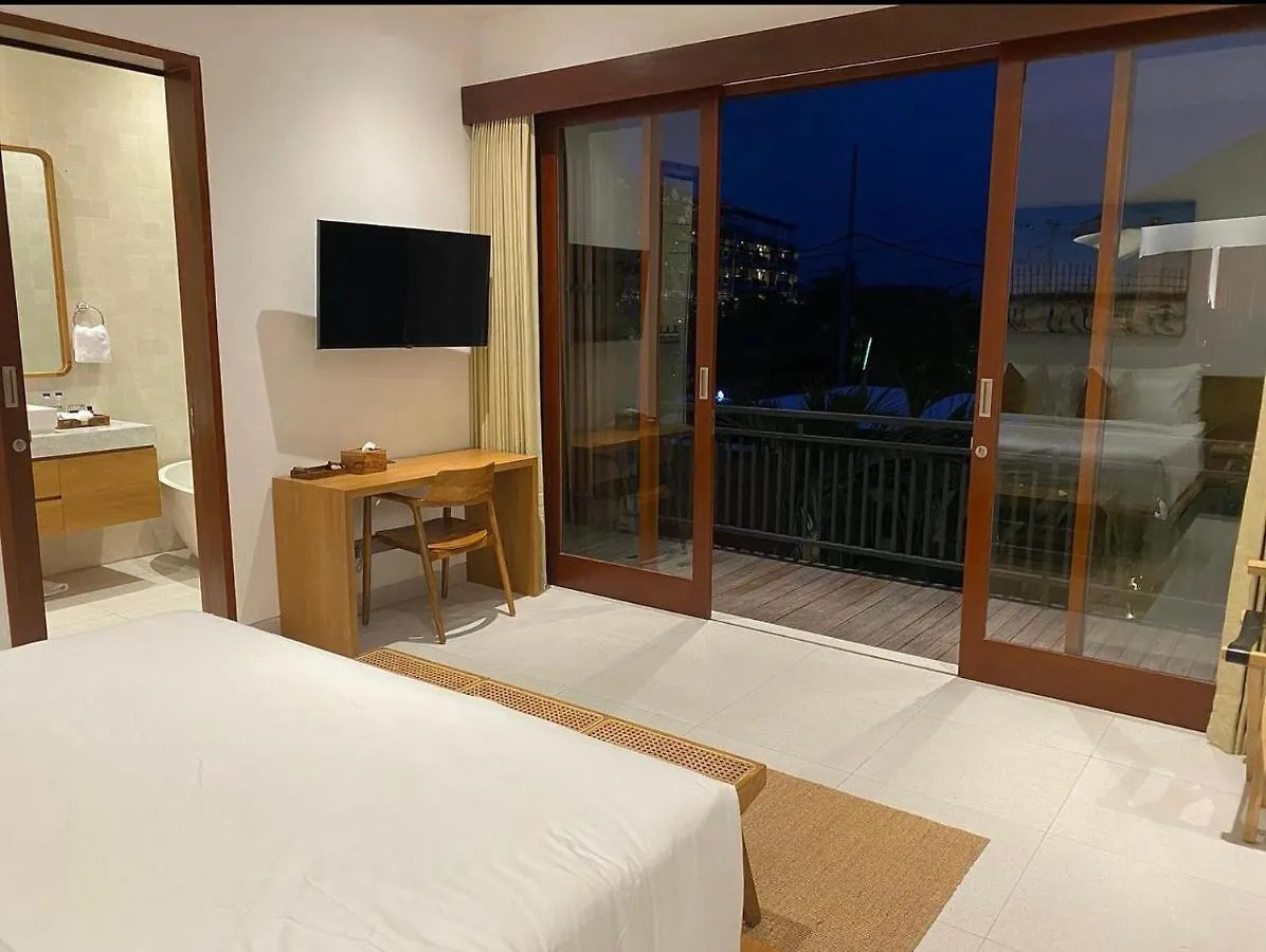 T Villa Seminyak